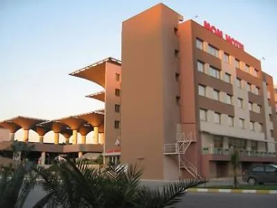 Otel Mom İzmir