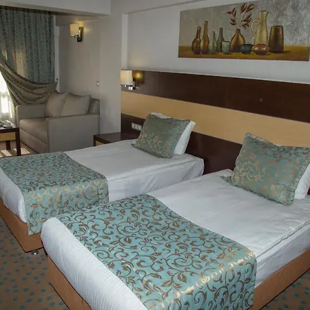 Mom Otel