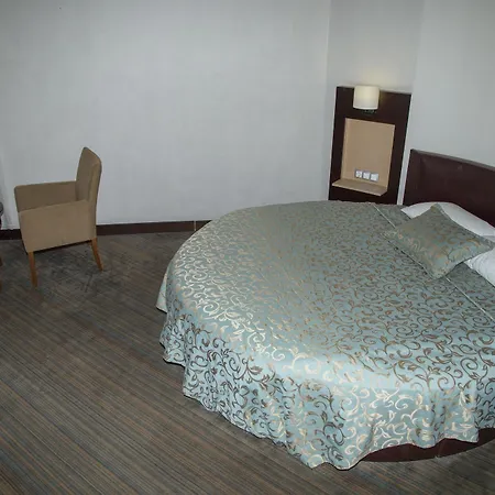 Mom 4* Izmir